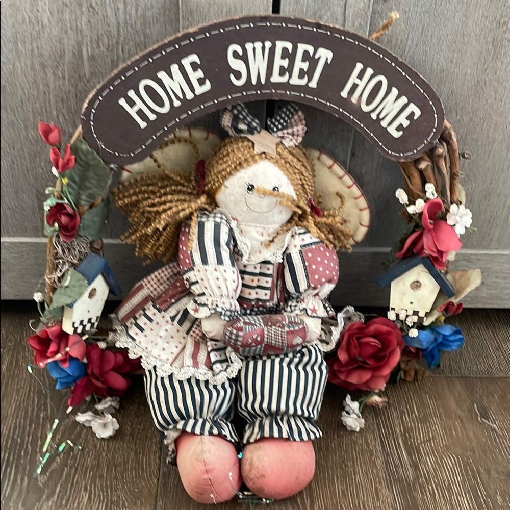 Home Sweet Home Decorative Doll Wreath